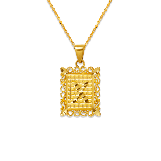 Colgante enmarcado con letra inicial de 15 x 19 mm en oro amarillo de 14 quilates en dos tonos