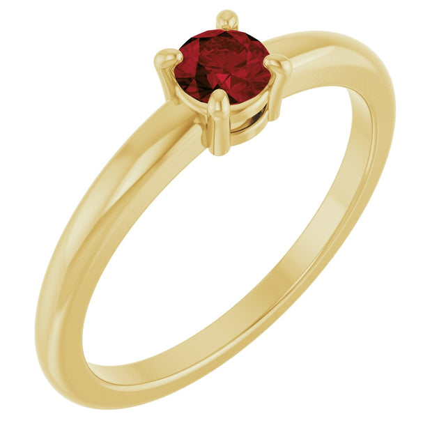 14K Gold Round Natural Mozambique Garnet Solitaire Ring - Yellow Gold