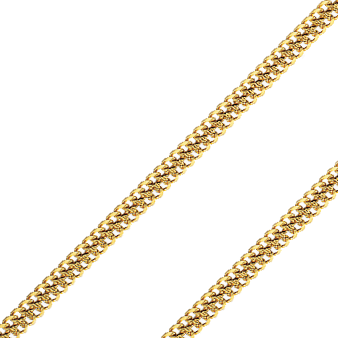 18k yellow gold arrow chain with diamond cut design, showcasing elegance and durability.