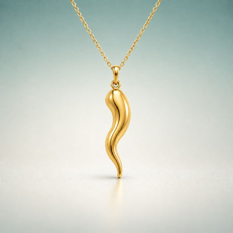 Yellow gold Italian horn pendant