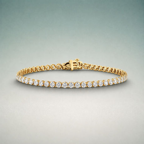 Italian gold jewelry for women — chains, bracelets, pendants, and earrings in 10K and 14K gold