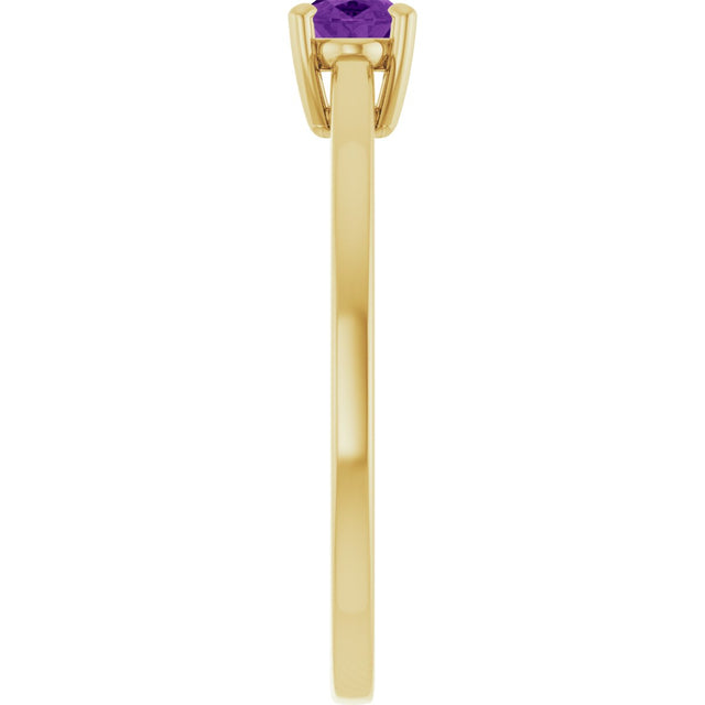 10K Gold Oval Natural Amethyst Solitaire Ring - Yellow Gold - view 4