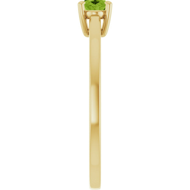 10K Gold Oval Natural Peridot Solitaire Ring - Yellow Gold - view 4