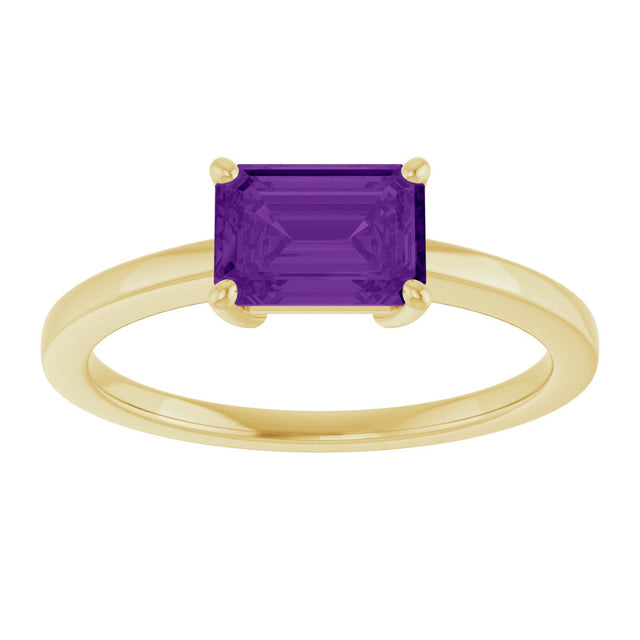 10K Gold Oval Natural Amethyst Solitaire Ring - Yellow Gold - view 3