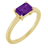 10K Gold Oval Natural Amethyst Solitaire Ring - Yellow Gold