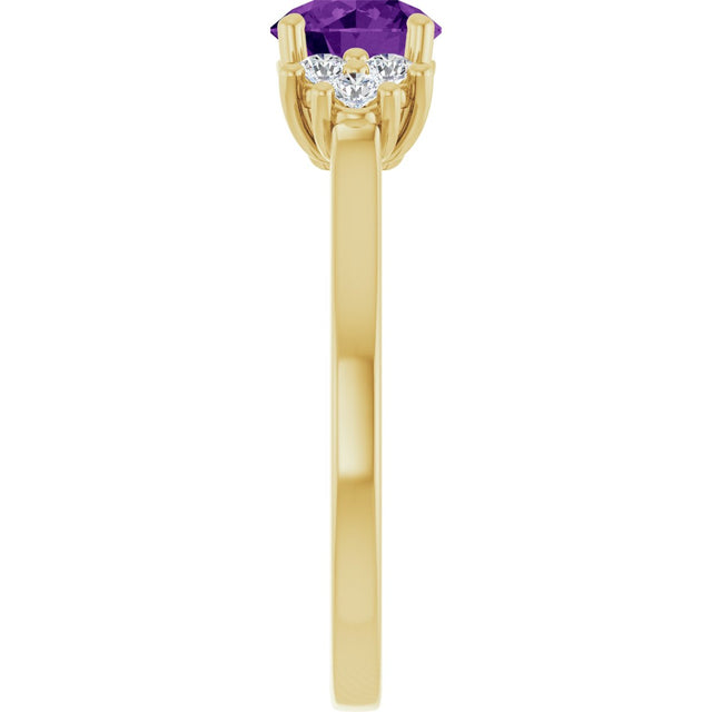 10K Gold Oval Natural Amethyst & Lab-Grown Diamond Accented Ring - Yellow Gold - view 4