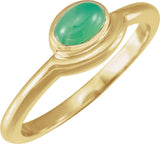 14K Gold Oval Natural Green Chrysoprase Bezel-Set Cabochon Ring - Yellow Gold