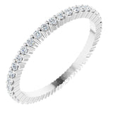 Platinum Round Lab-Grown Diamond Shared-Prong Eternity Band – 1.3 mm Stones