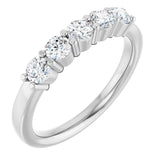 Platinum Round Lab-Grown Diamond Shared-Prong Five-Stone Anniversary Band – 3.2 mm Stones