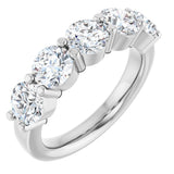 Platinum Round Lab-Grown Diamond Shared-Prong Five-Stone Anniversary Band – 5.2 mm Stones