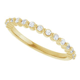 10K Gold Round Natural Diamond Shared-Prong Anniversary Band – 1/5–5/8 CTW - Yellow Gold - view 5