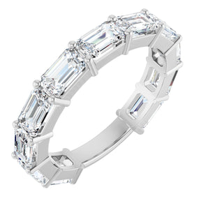 Platinum Emerald Lab-Grown Diamond Shared-Prong Anniversary Band – 5x3 mm Stones
