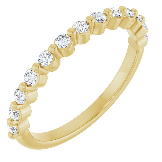 10K Gold Round Lab-Grown Diamond Shared-Prong Anniversary Band – 1/5–5/8 CTW - Yellow Gold