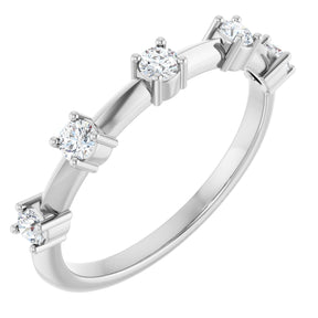 Platinum Round Natural Diamond Knife-Edge Five-Stone Anniversary Band – 1/3 CTW