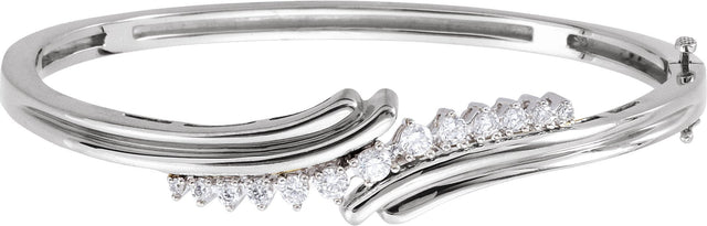 14K Gold Round Natural Diamond Accented Hinged Bangle Bracelet - White Gold